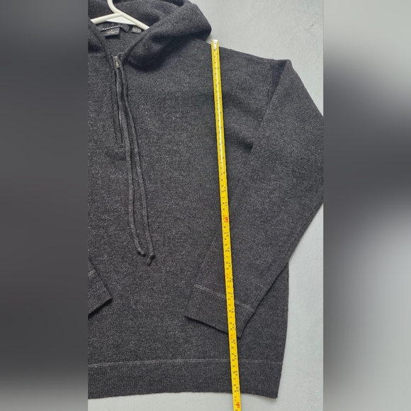 DKNY SZ L Essential 100% Wool Laine  Dark Charcoal Gray1/2 Zip-Up Hooded Sweater - Picture 8 of 12